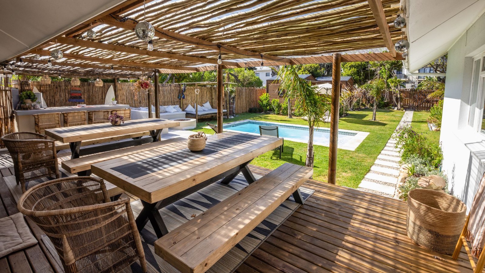 Villa SEAKS Adventure avec piscine et jardin à Cape Town, hébergement pour les séjours kitesurf en Afrique du Sud